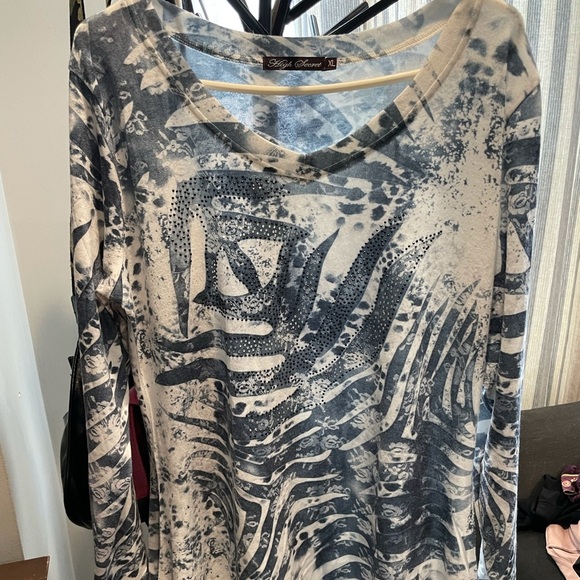 High secret apparel XL blue and white blouse - Picture 1 of 8